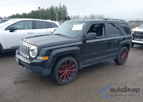 2014 Jeep Patriot Altitude z USA, uszkodzony, nr VIN 1C4NJPBA7ED678908